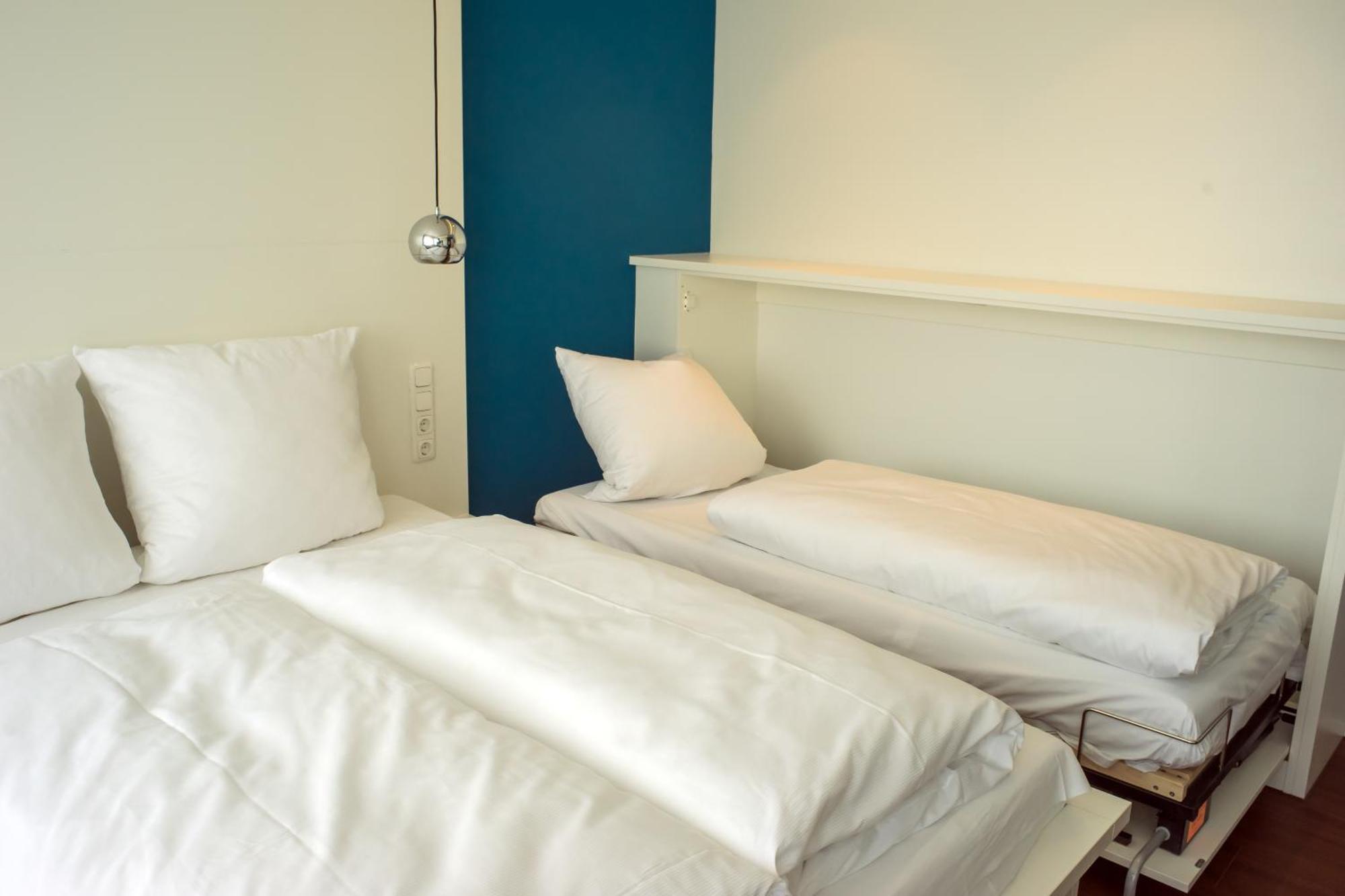 Hotel Knorz Цирндорф Стая снимка
