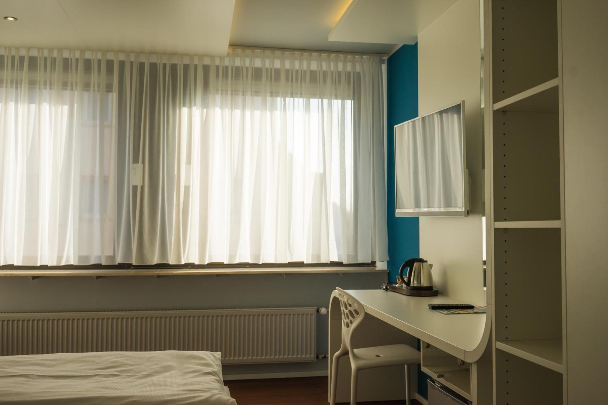 Hotel Knorz Цирндорф Стая снимка