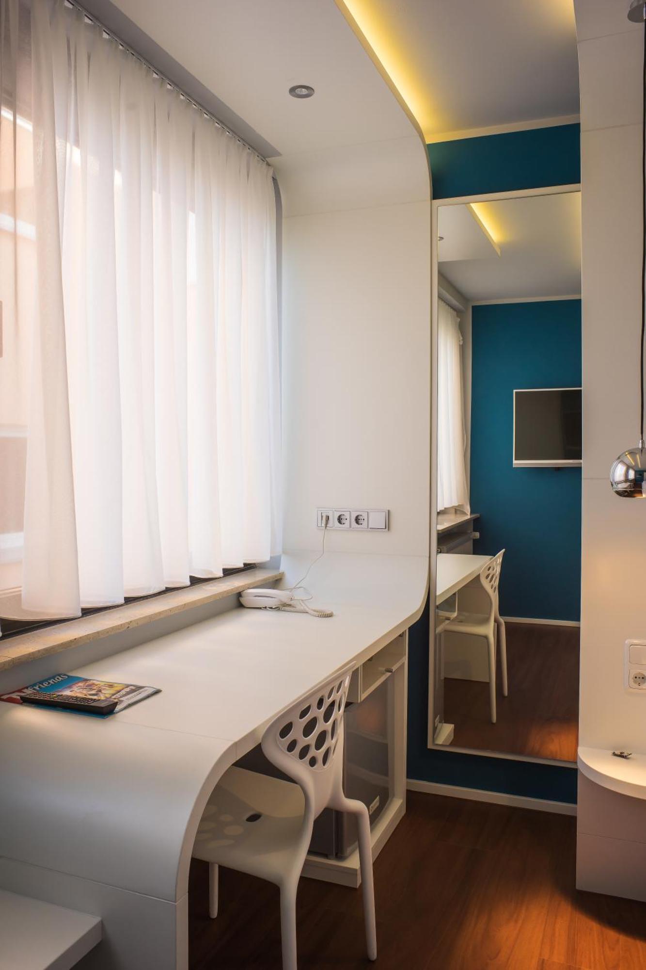 Hotel Knorz Цирндорф Стая снимка