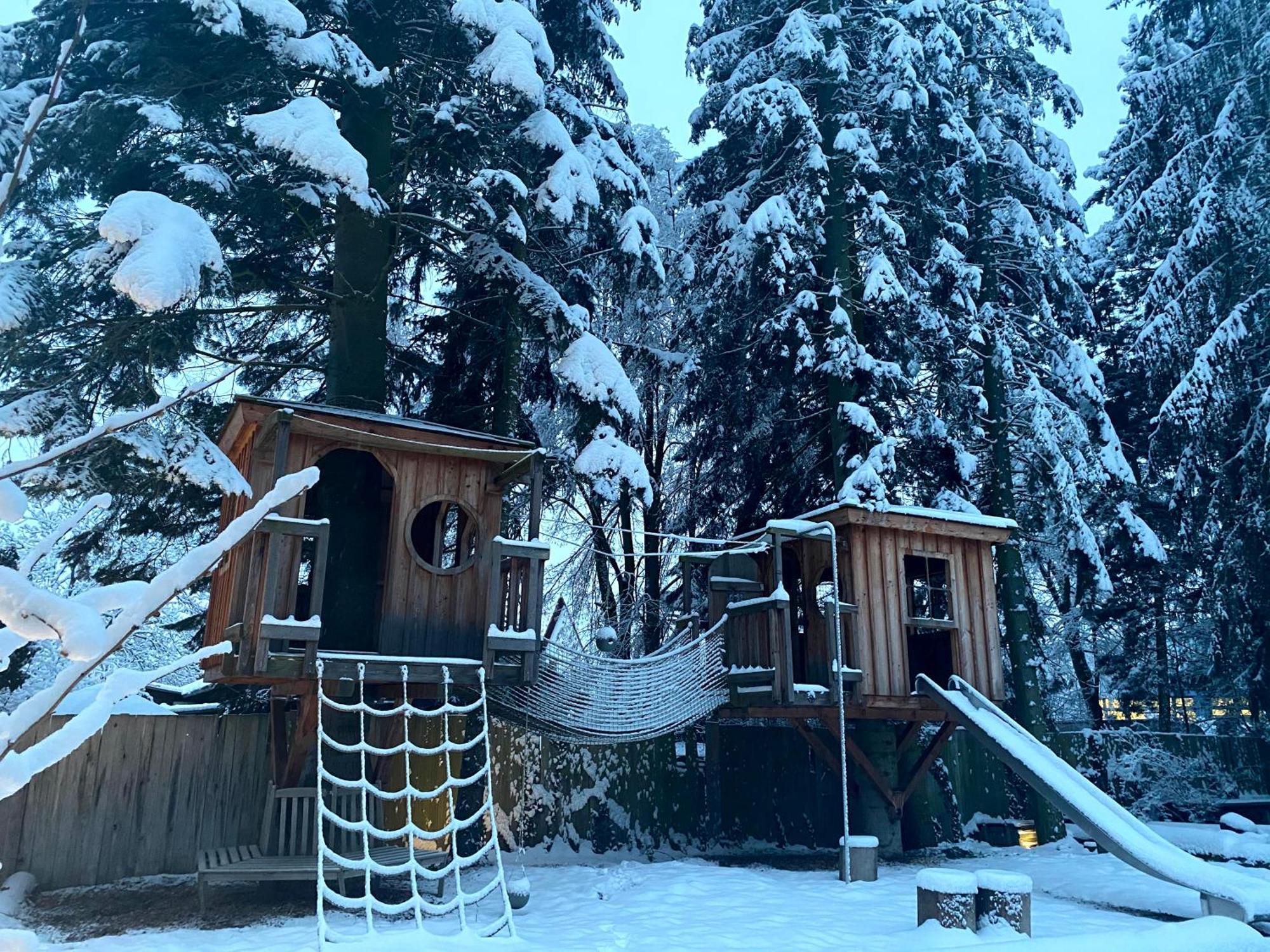 Hotel Knorz Цирндорф Екстериор снимка